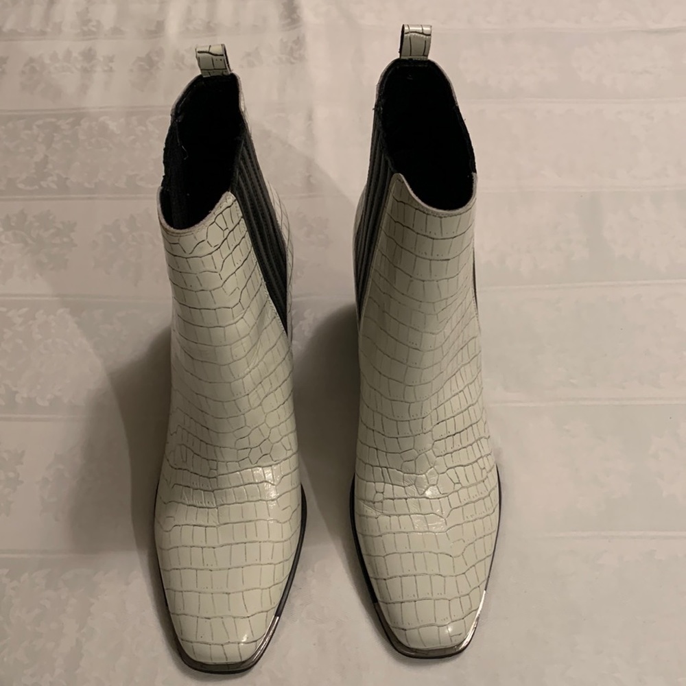 Mark Fisher LTD Taline Croc-Embossed SZ 11 Leather Booties Rodeo Western